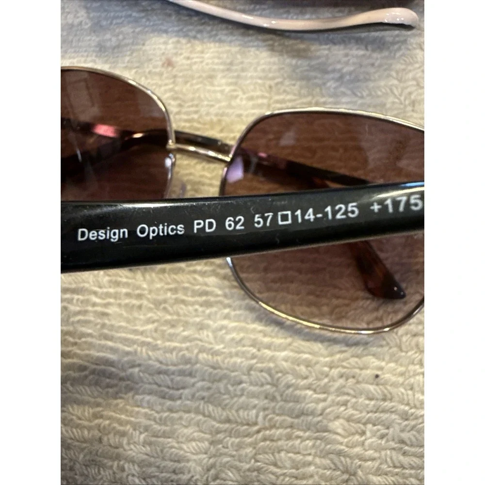 10 prs Oversized sunglasses: Lauren Conrad, Jones NY, Dana Bachman, DesignOptic